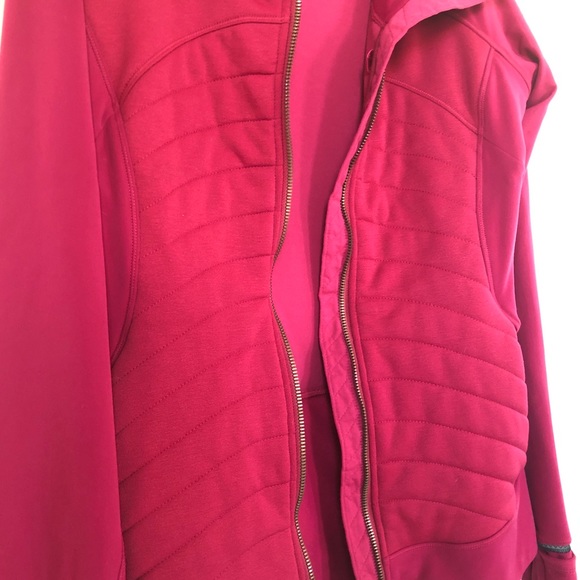 LULULEMON jacket EUC - Picture 2 of 4